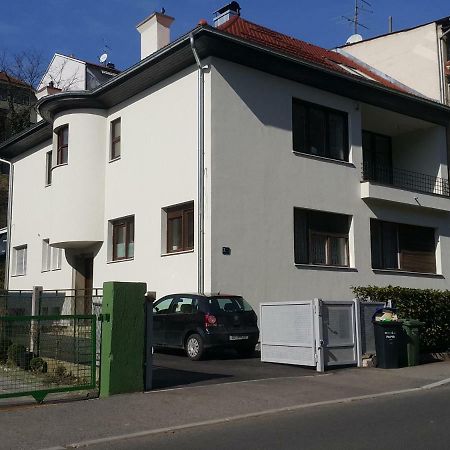 Apartman Zelengaj Zagreb Bagian luar foto